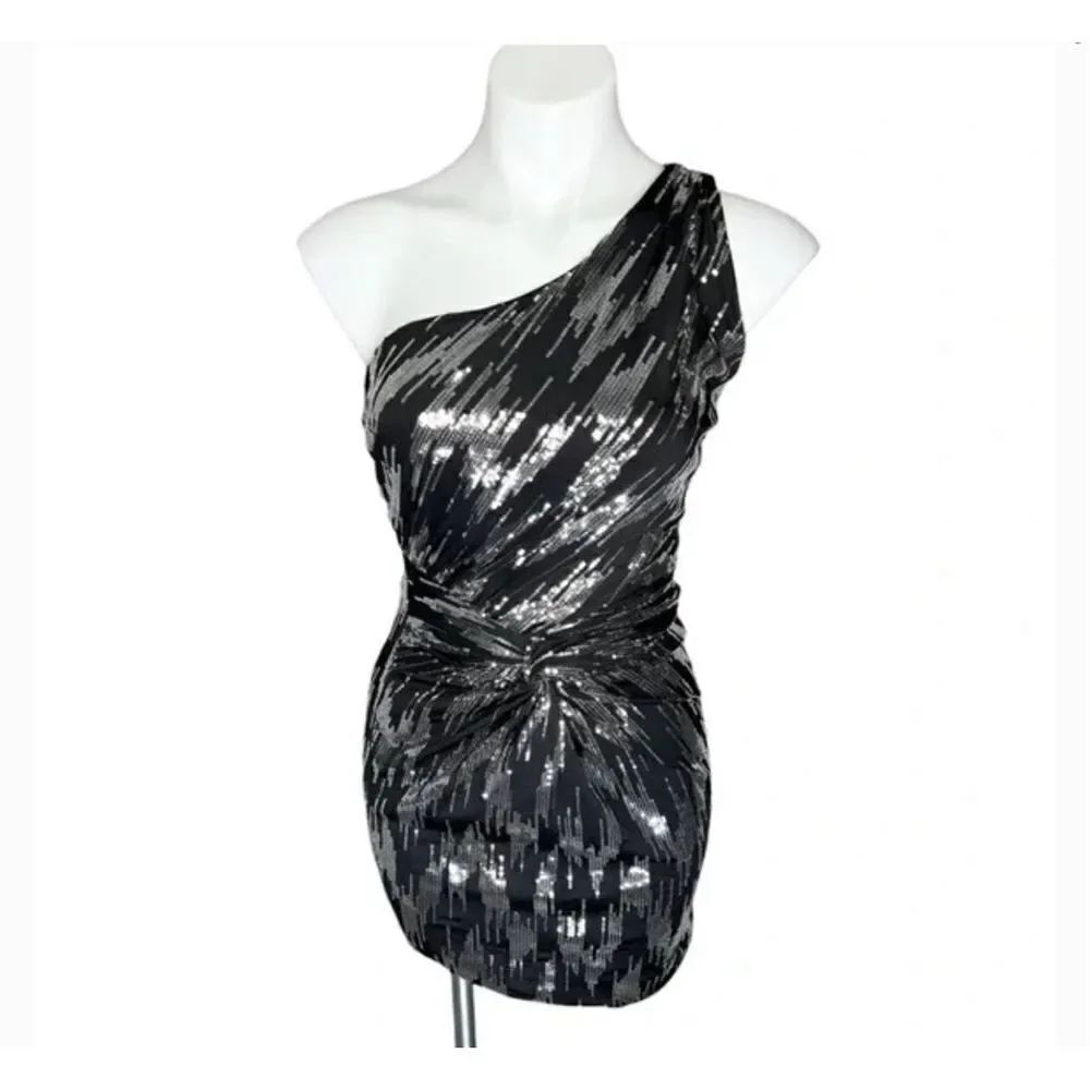❤️Venus one shoulder black sequin cocktail dress New years Eve